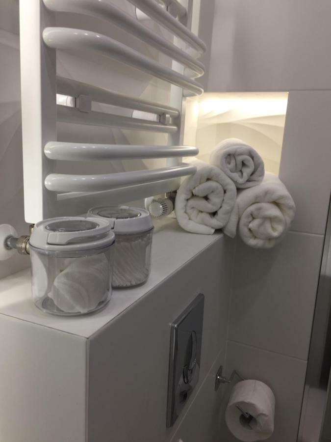 グダニスクArtemis Apartament - Chmielna Aアパートメント エクステリア 写真