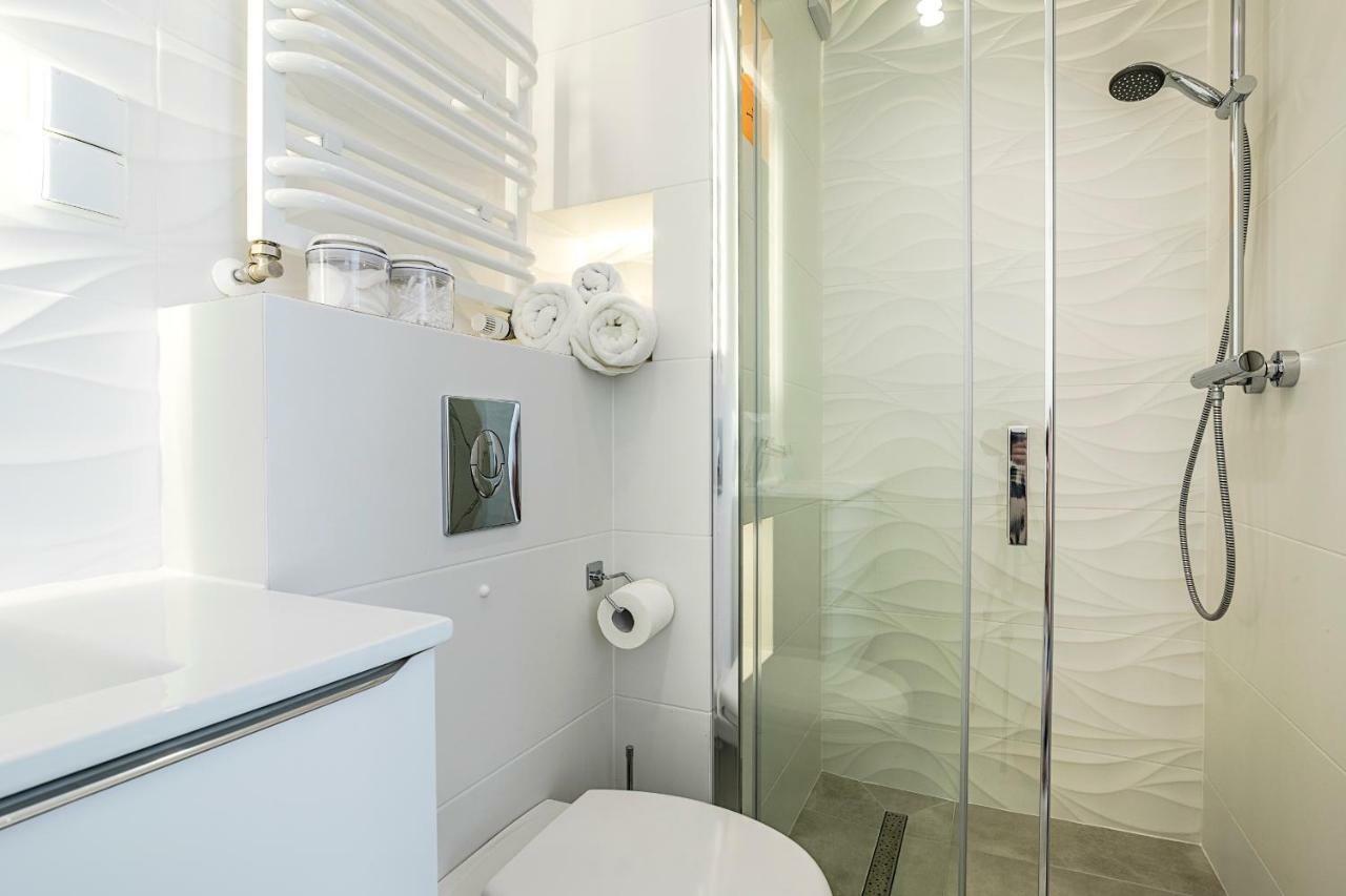 グダニスクArtemis Apartament - Chmielna Aアパートメント エクステリア 写真